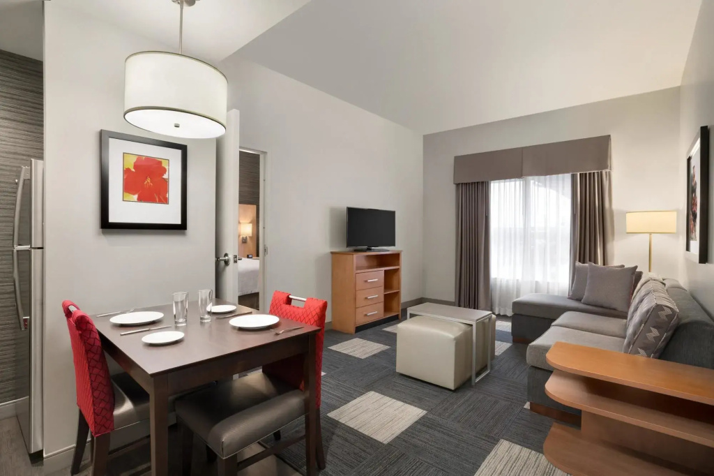 Homewood Suites by Hilton TechRidge Parmer @ I-35 - Général