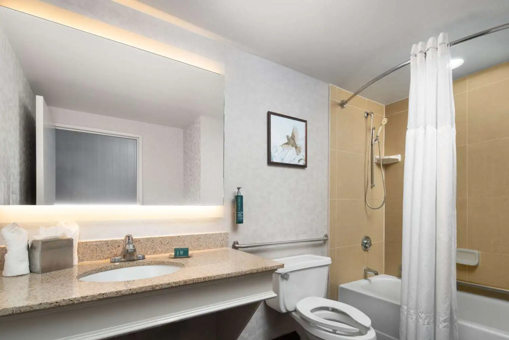 DoubleTree by Hilton Hartford - Bradley Airport - Général