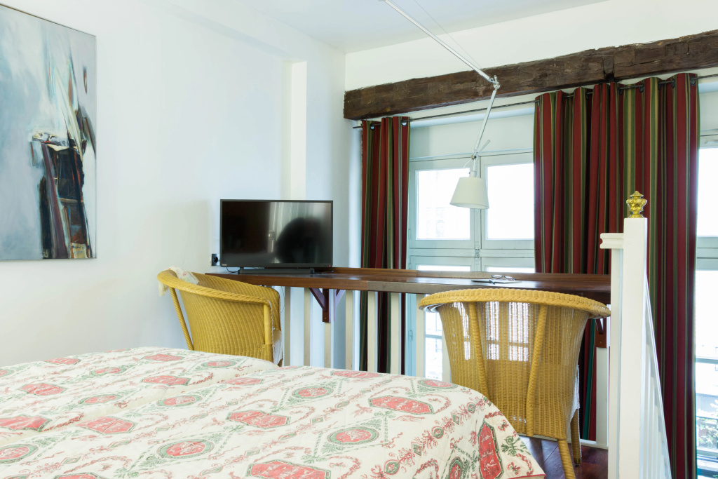 Отель Hotel Prince De Conti в Париже