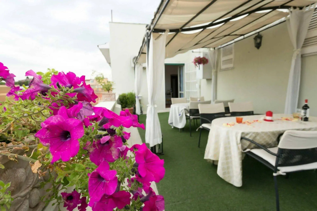 Hotel photo 11