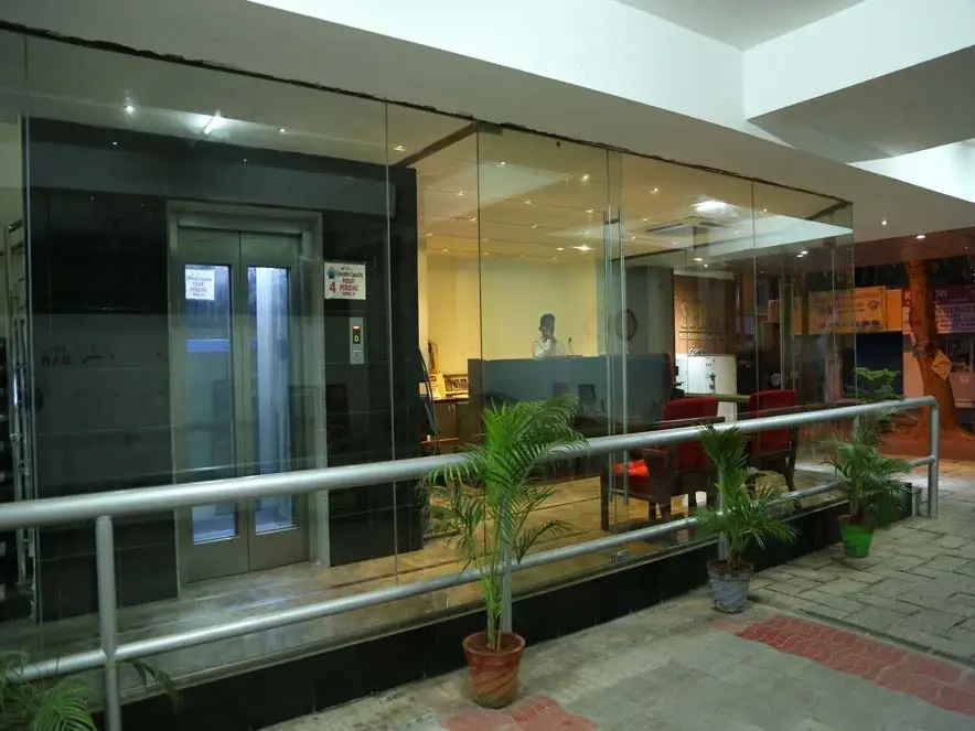 Hotel SPR Inn - Chambres