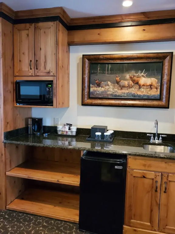 1 Bedroom Suite with balcony