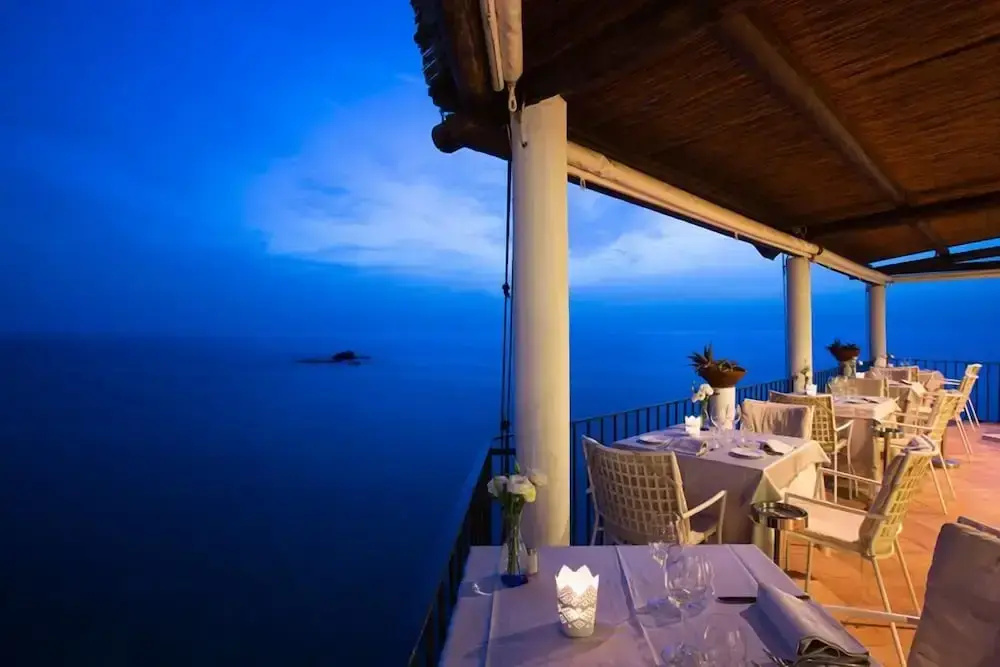 Standard Double room with balcony and with sea view (full double bed)