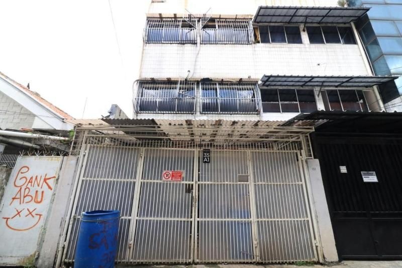 Eiffel Residence Batu Tulis 35A1 By Zuzu