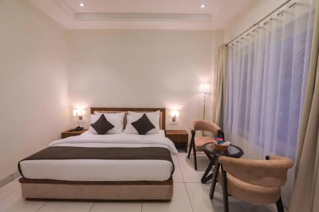 Hotel photo 12