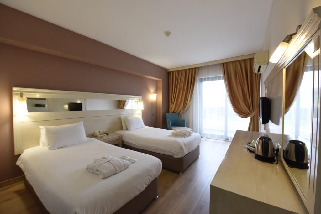 Tripolis Hotel — 5
