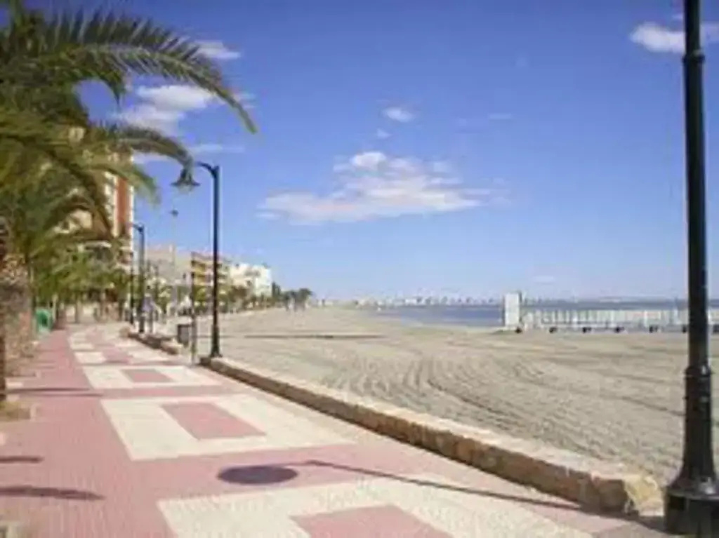 Beach & Waterfront