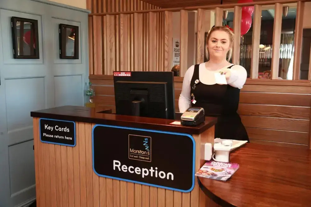 Lobby & Reception