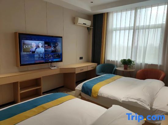Royal Dragon Airport Hotel
