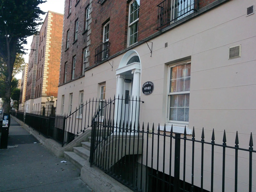 Custom Hall Holiday Apartments