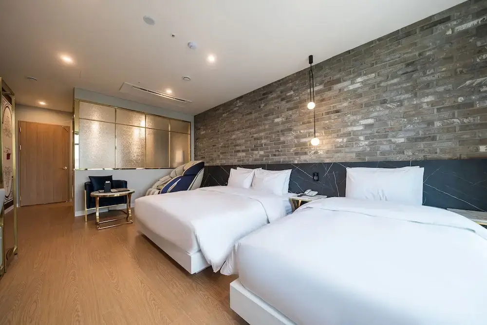 Standard Double room (twin beds)