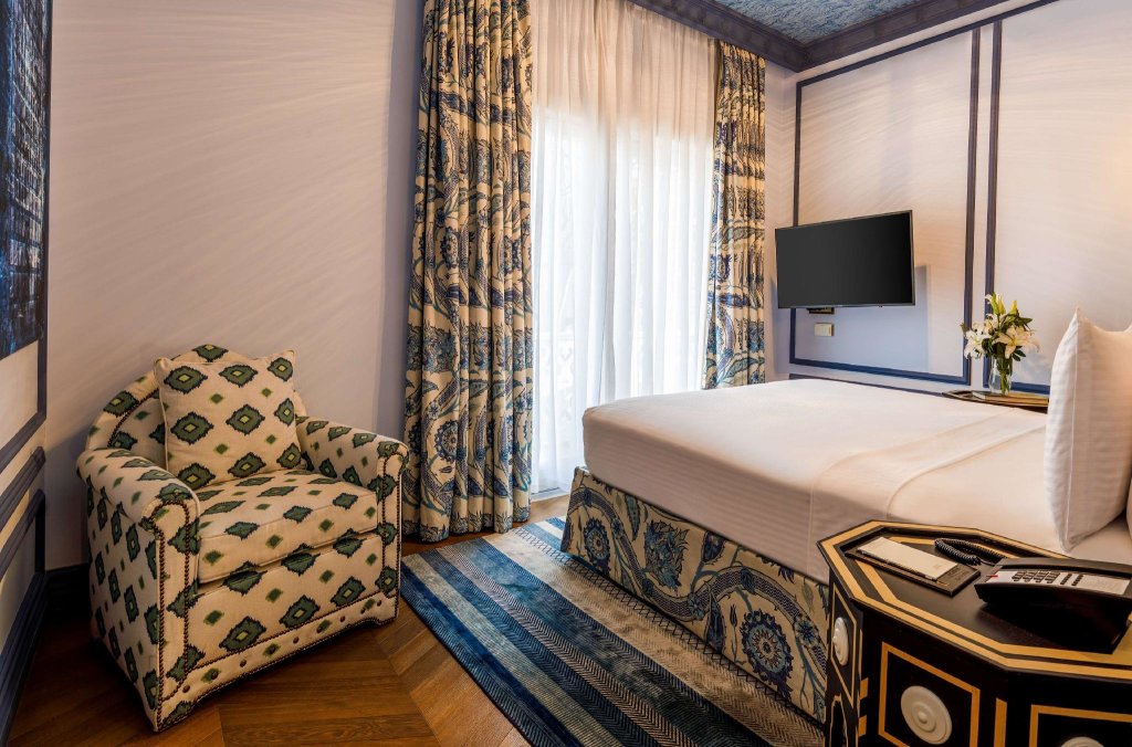 Ottoman Suite