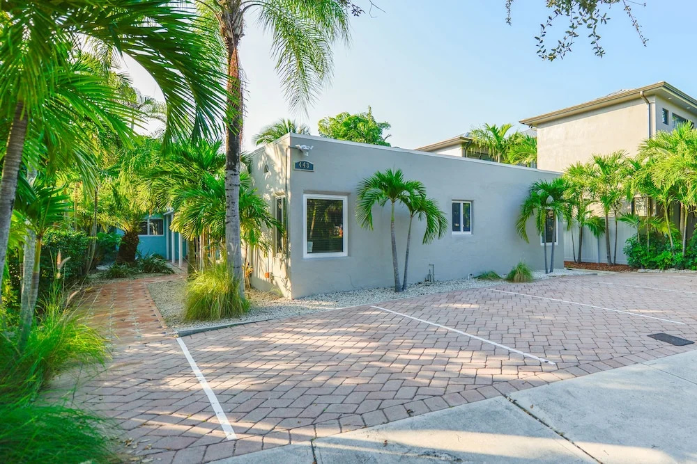 Alani Bay Villas