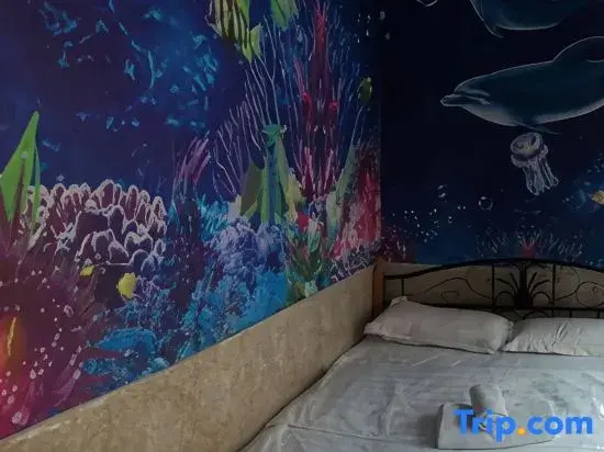 Economy room