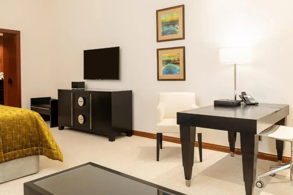 Двухместный номер Premier (2 отдельные кровати) в Grosvenor House, a Luxury Collection Hotel, Dubai