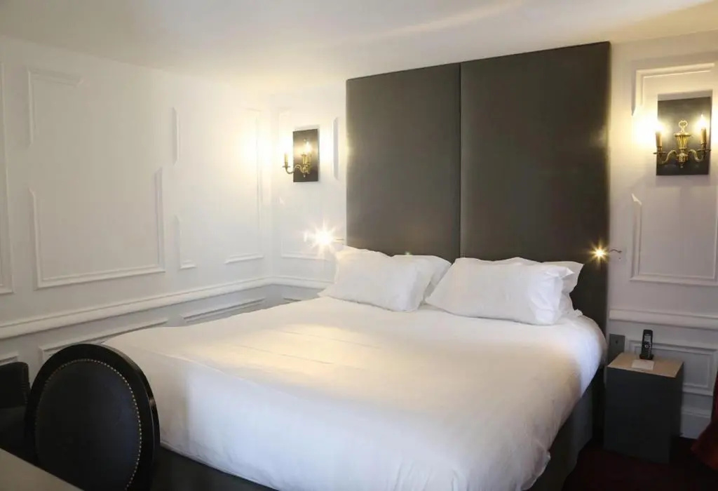 Hôtel Moliere 73