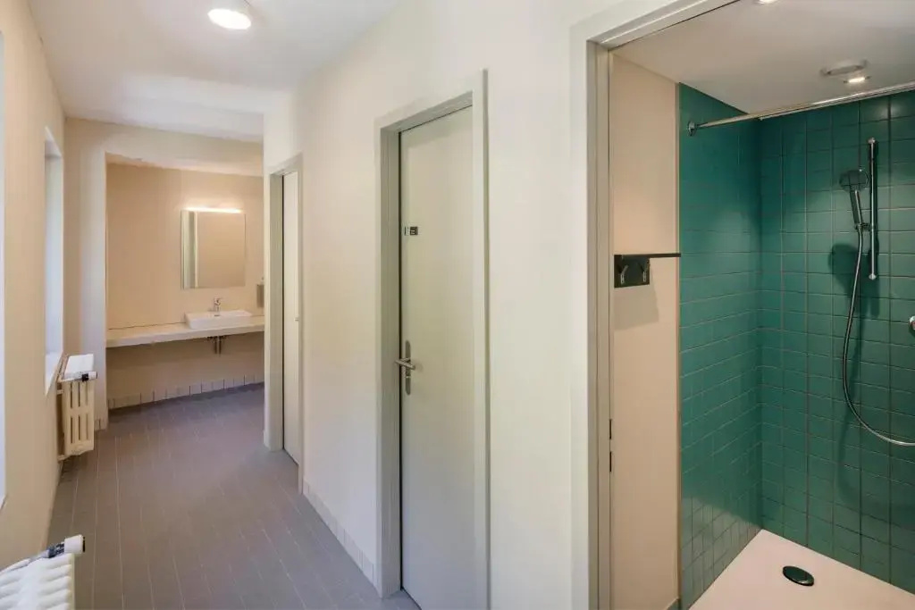 Standard Sextuple room