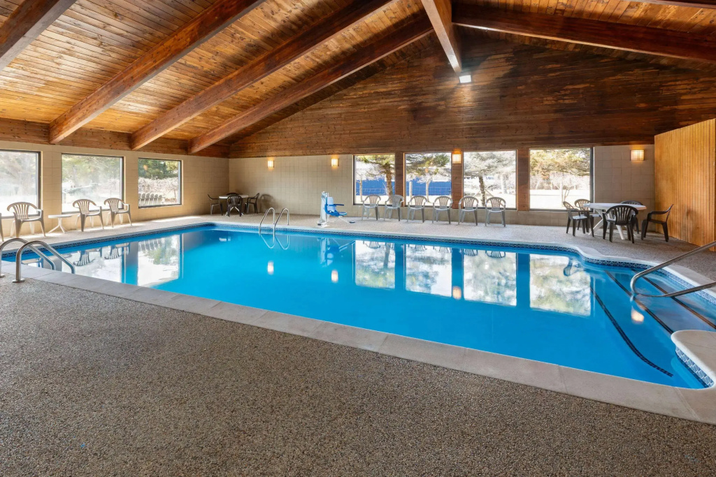 AmericInn by Wyndham Oscoda Near AuSable River - Général