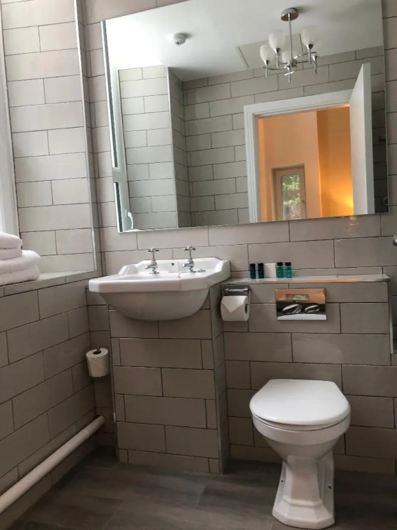 Isaacs Hotel Cork City - Chambres