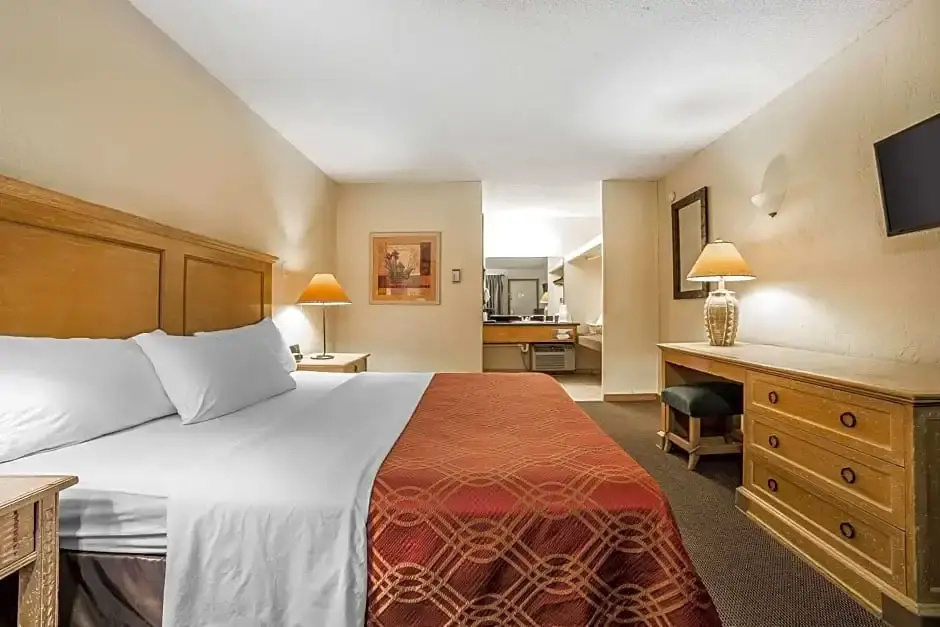 Econo Lodge Inn & Suites Kalispell - Glacier National Park Gateway - Chambres