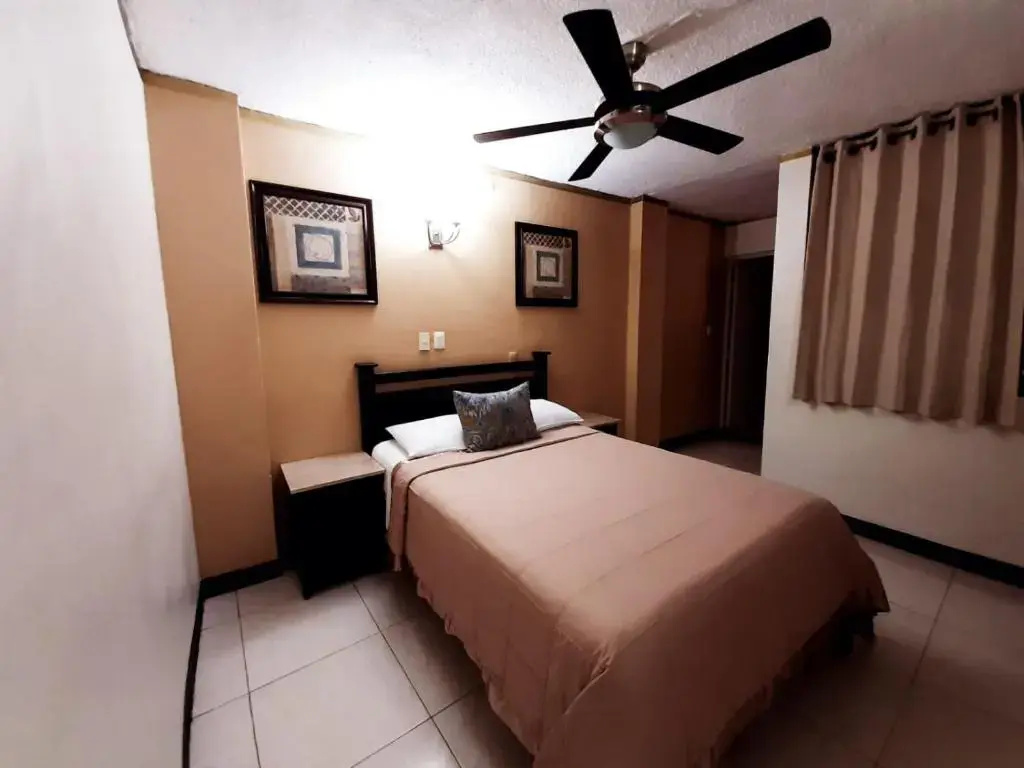 Standard Double room (full double bed)