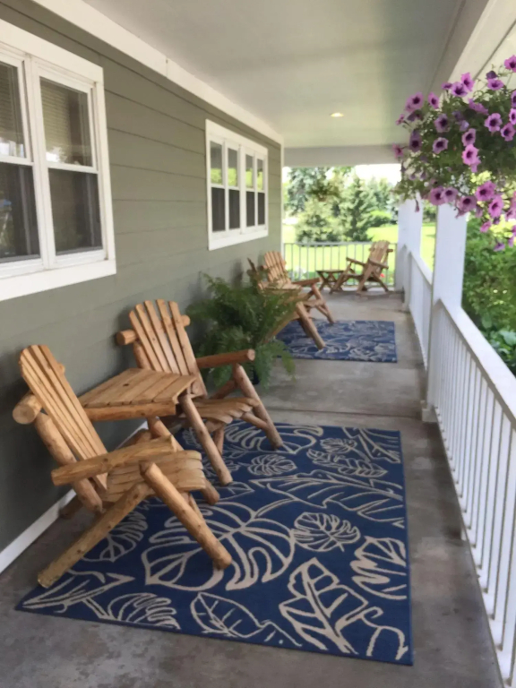 Ivy Court Inn & Suites - фото 8