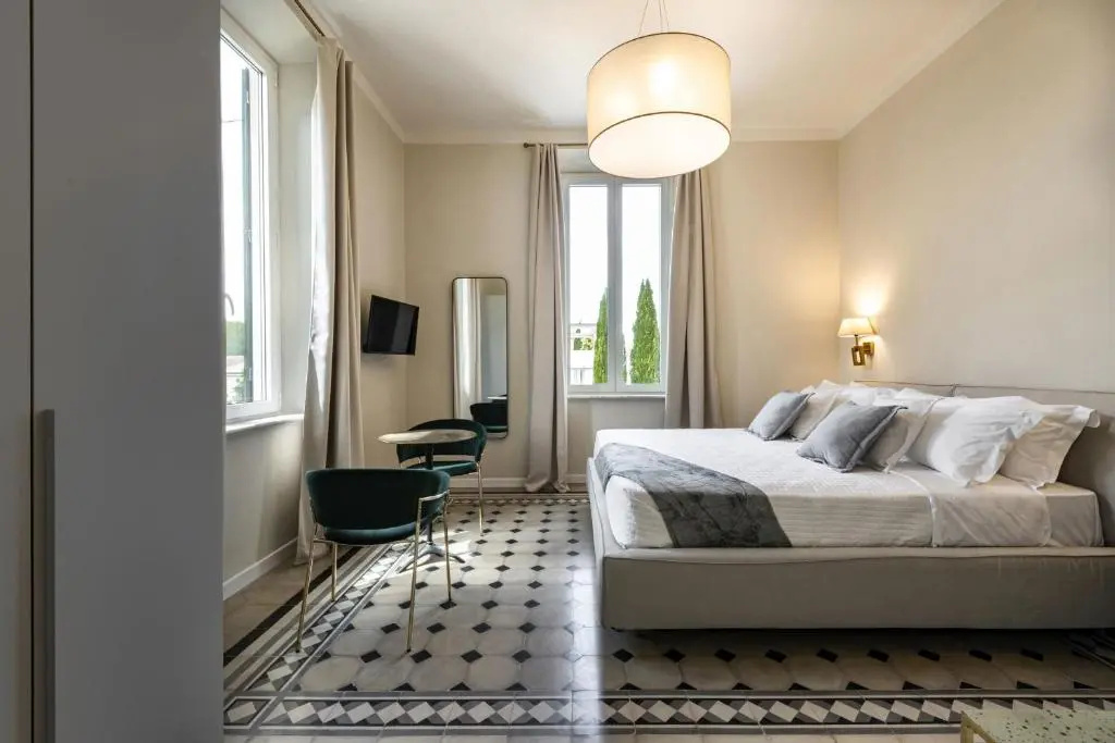 Standard Double room with garden view (full double bed)