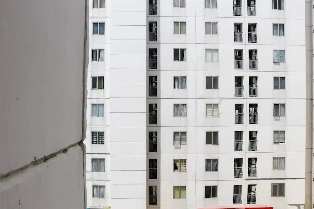 Best Choice And Homey 2Br Bassura City Apartment