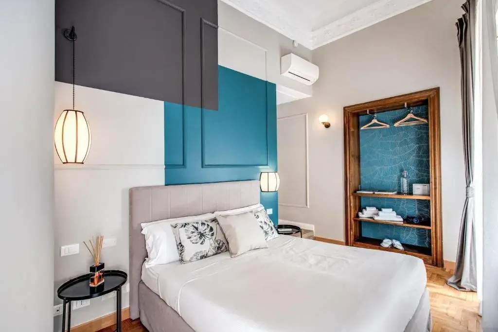 Superior Triple room