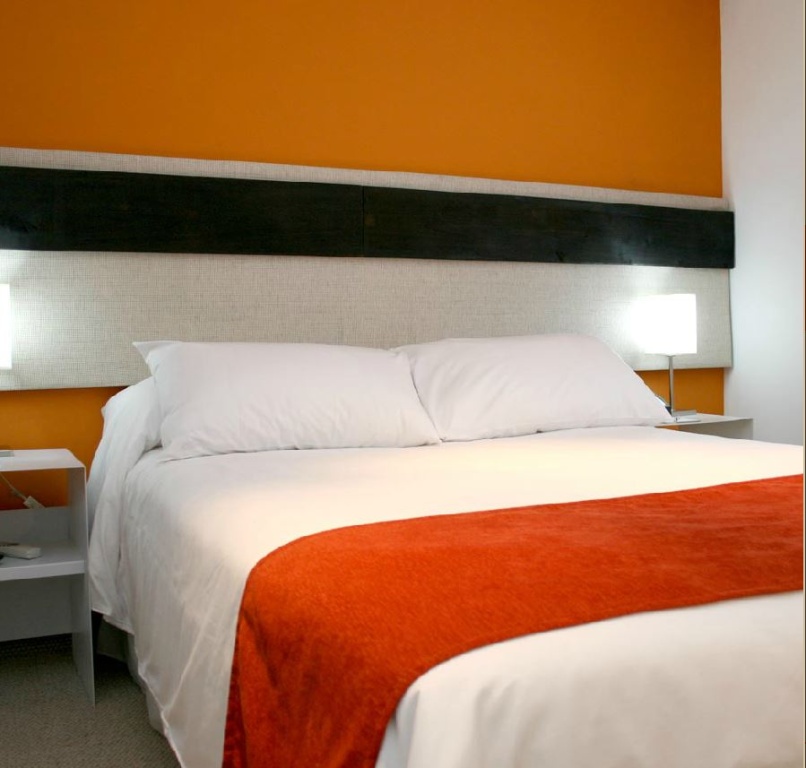 Monarca Hoteles — 4