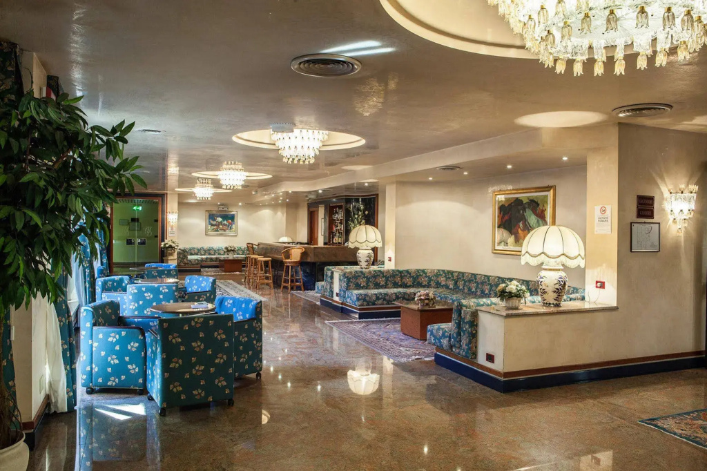 Hotel photo 19