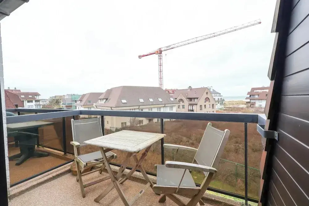 Modern Apartment Near Seabeach