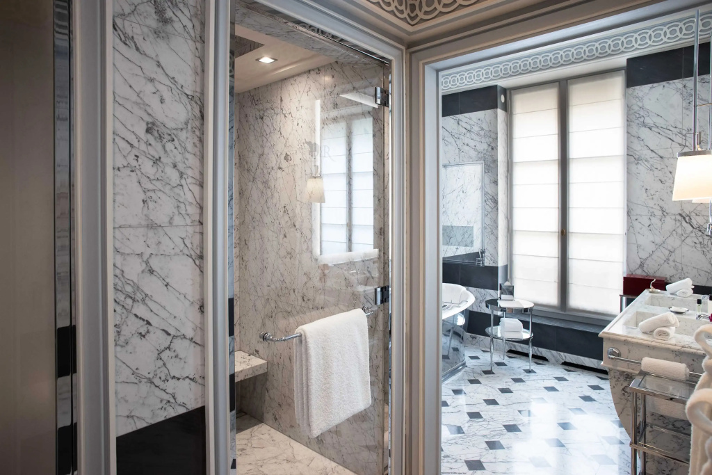 La Reserve Paris Hotel and Spa 52