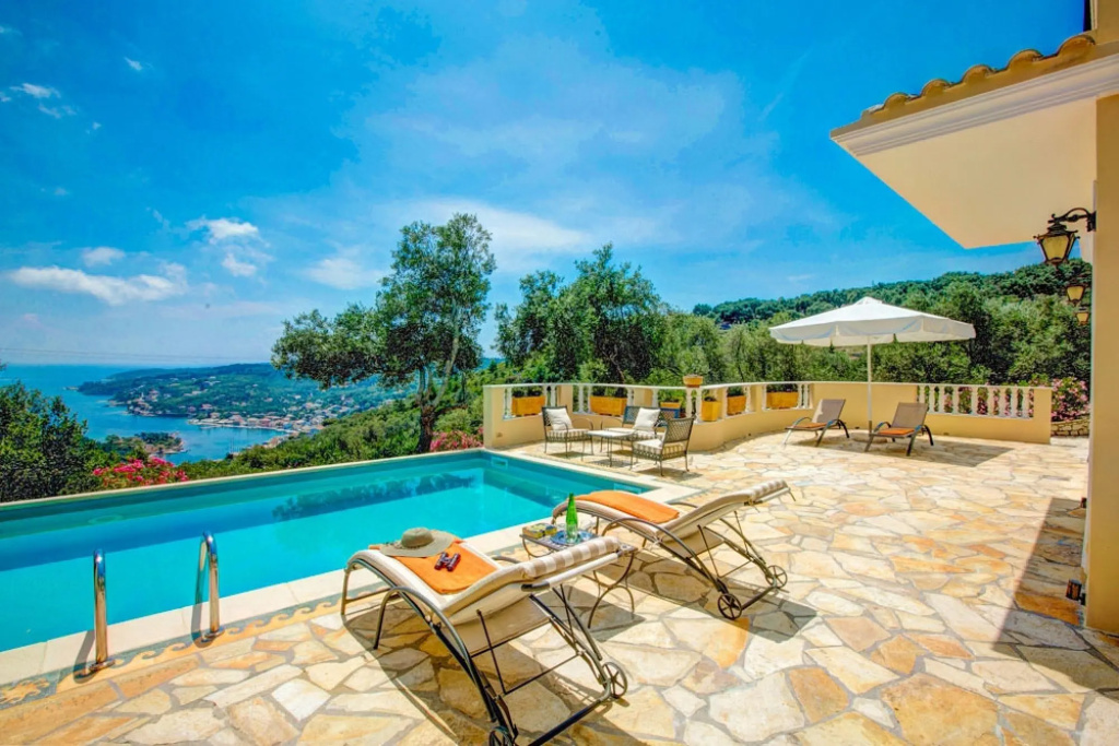 Theodora Villa - 2 BR Tranditional House Close to Gaios Town