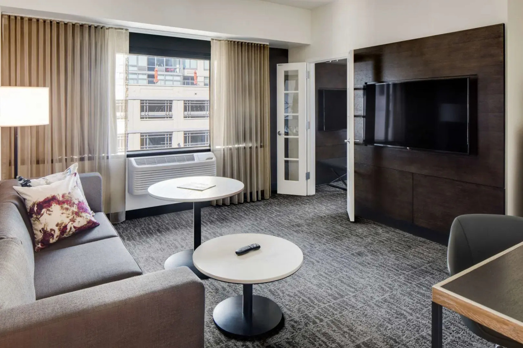 DoubleTree by Hilton Hotel & Suites Jersey City - Général