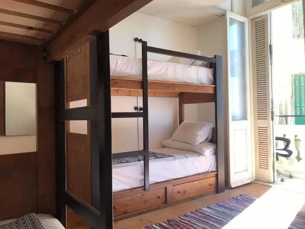 Bed in Dorm (male dorm)