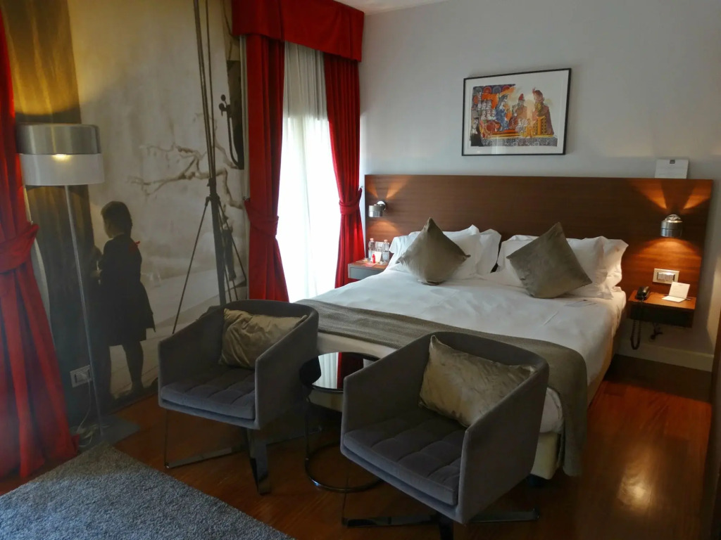 Hotel Milano Scala picture