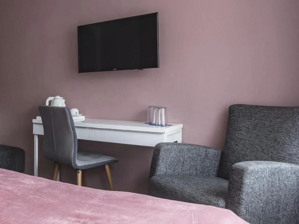 gallery_image_hidden_5