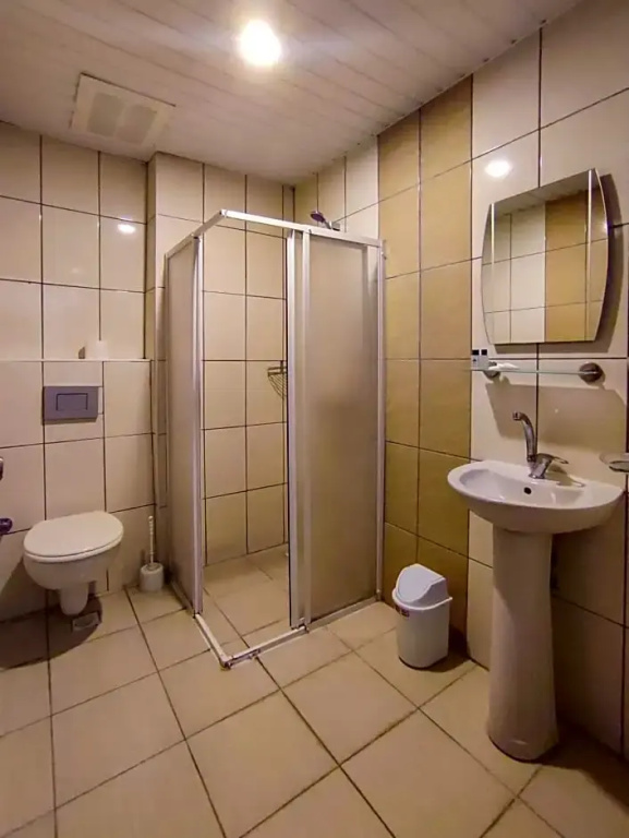 Economy Triple room