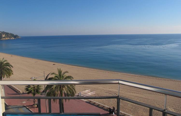 Hostal la Playa by null