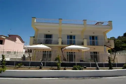 Suites Venustas Park