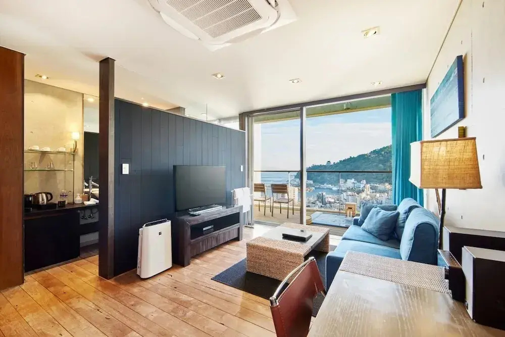 Suite with balcony