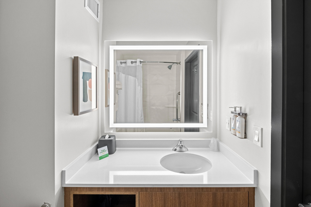 Holiday Inn Hotel & Suites Surrey East Cloverdale by IHG - Général