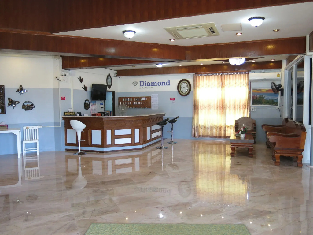 Lobby & Reception
