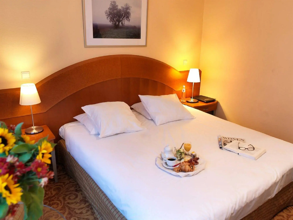 Hotel Cocoon