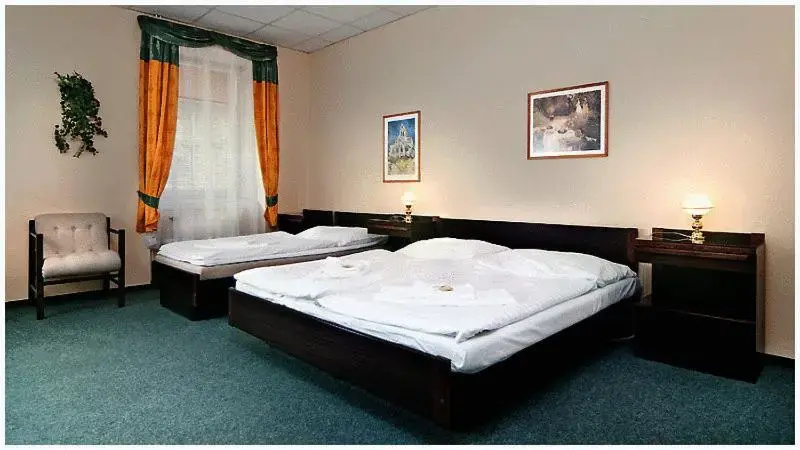 Hotel Omega - Chambres