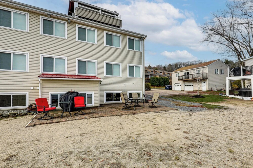 Beachfront Bliss on Newfound Lake! Bristol Condo