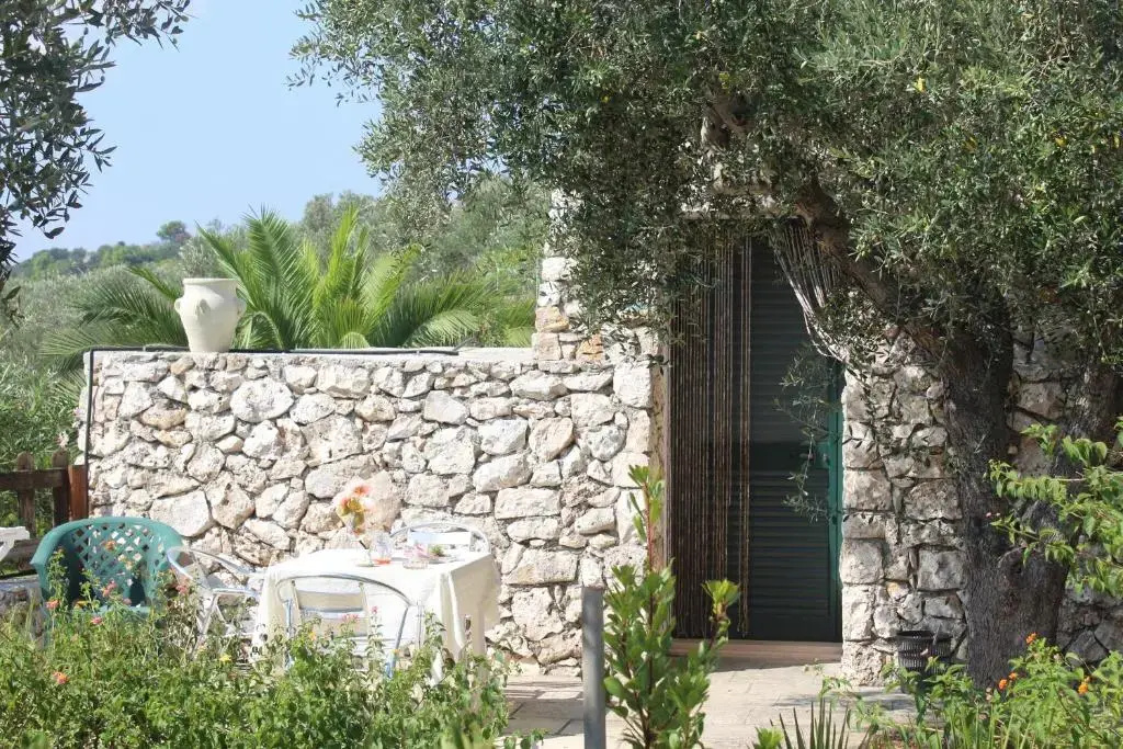 Standard Triple room with sea view