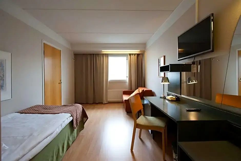 Economy room