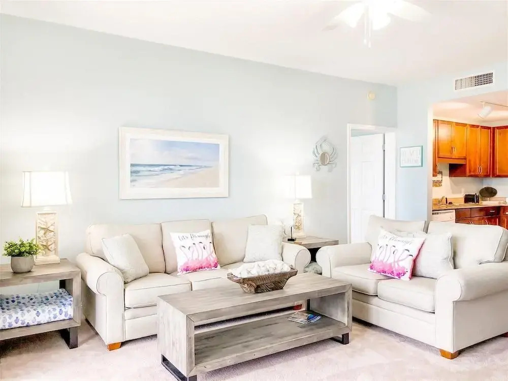 Laketown Wharf 1331